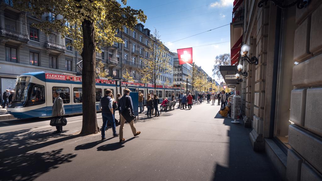 Lowenplatz Apartment Near Station By Airhome Zurich Exterior photo